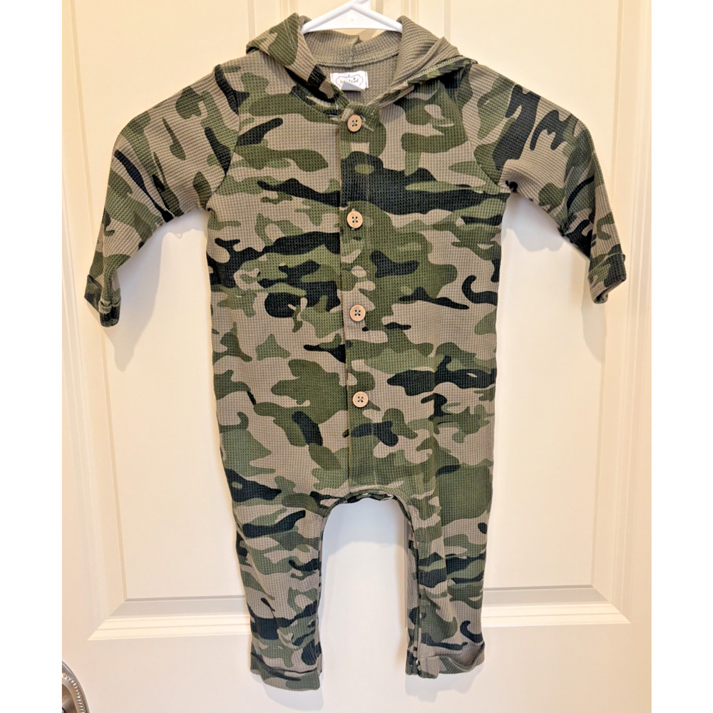 Mud Pie Baby Boy Long Sleeve Hooded Thermal Green Camo Romper Size 12-18 Months